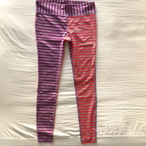 Women’s ankle length leggings